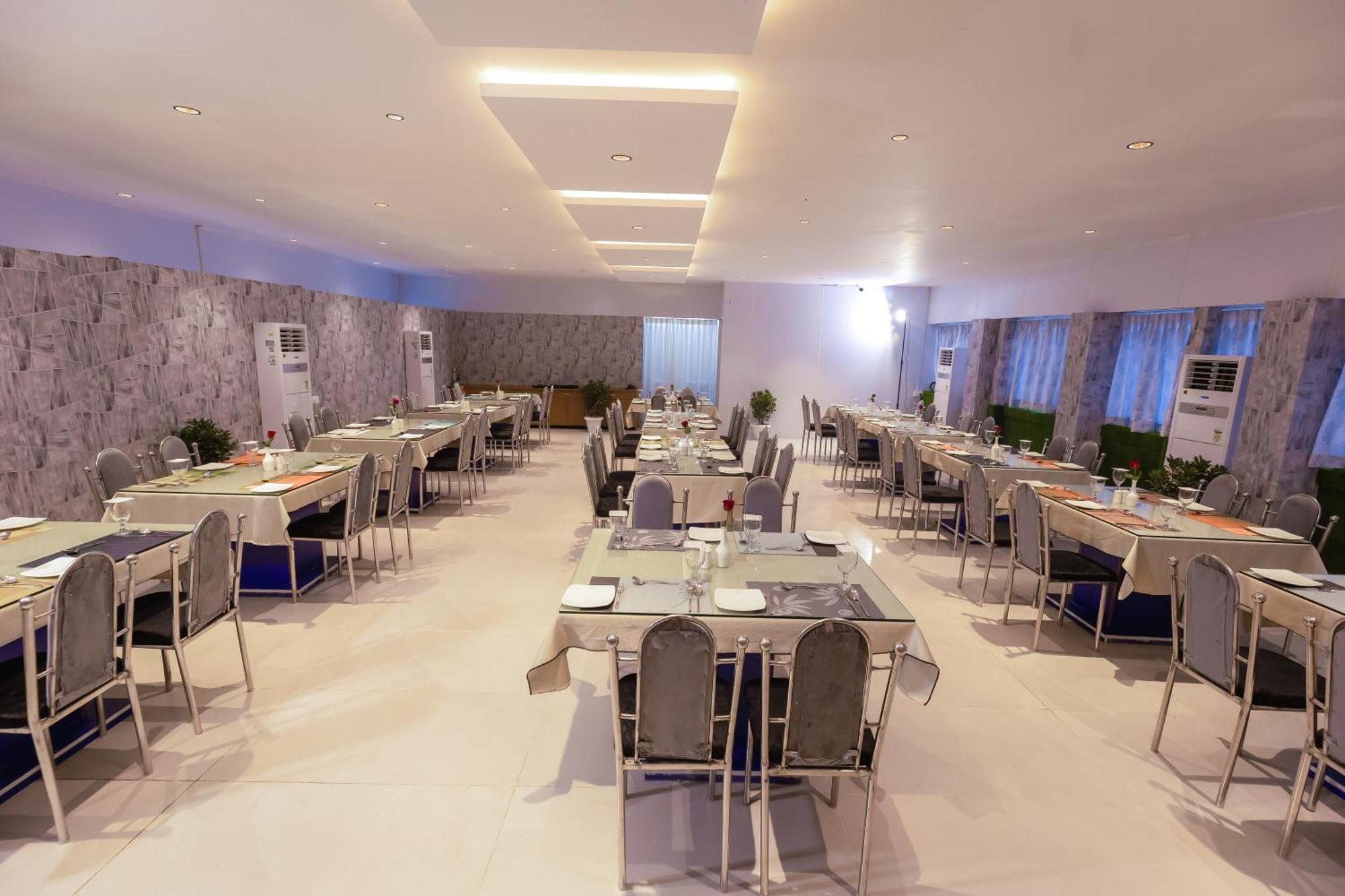 Rosewood Luxury Hotel บูบันเนสชวาร์ ภายนอก รูปภาพ