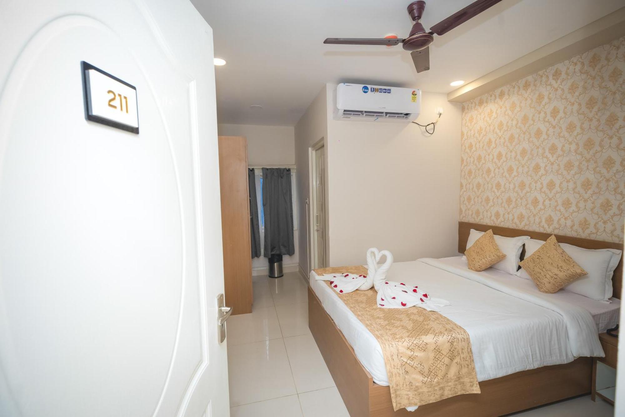 Rosewood Luxury Hotel บูบันเนสชวาร์ ภายนอก รูปภาพ